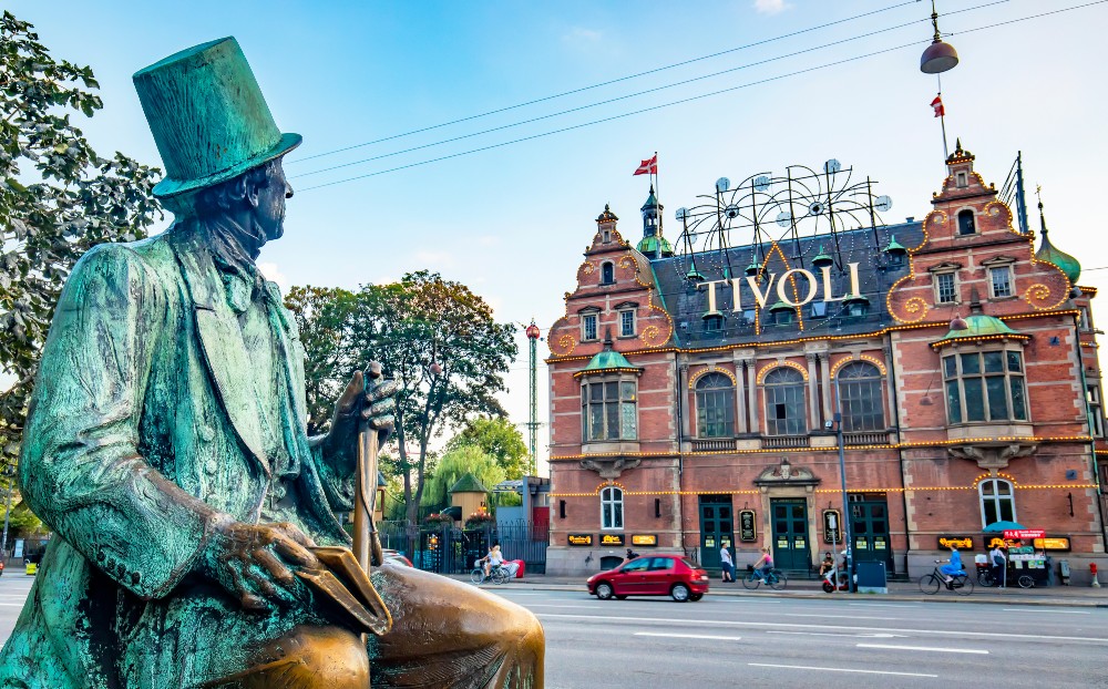 The Statue of H.C. Andersen at the City Square, Statue