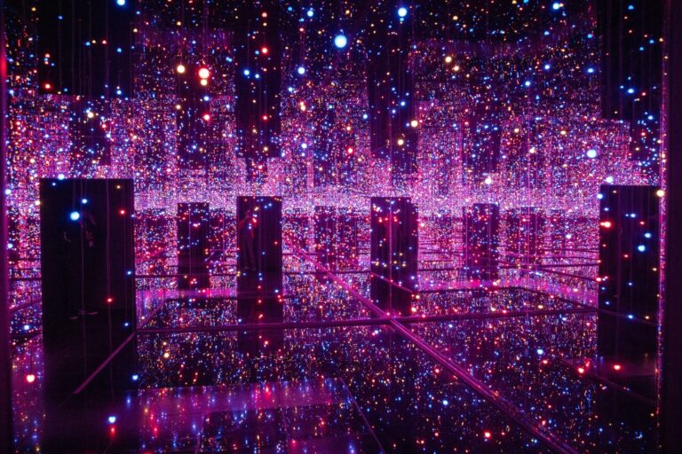 A tour of Japan for Yayoi Kusama fans - Sawasdee