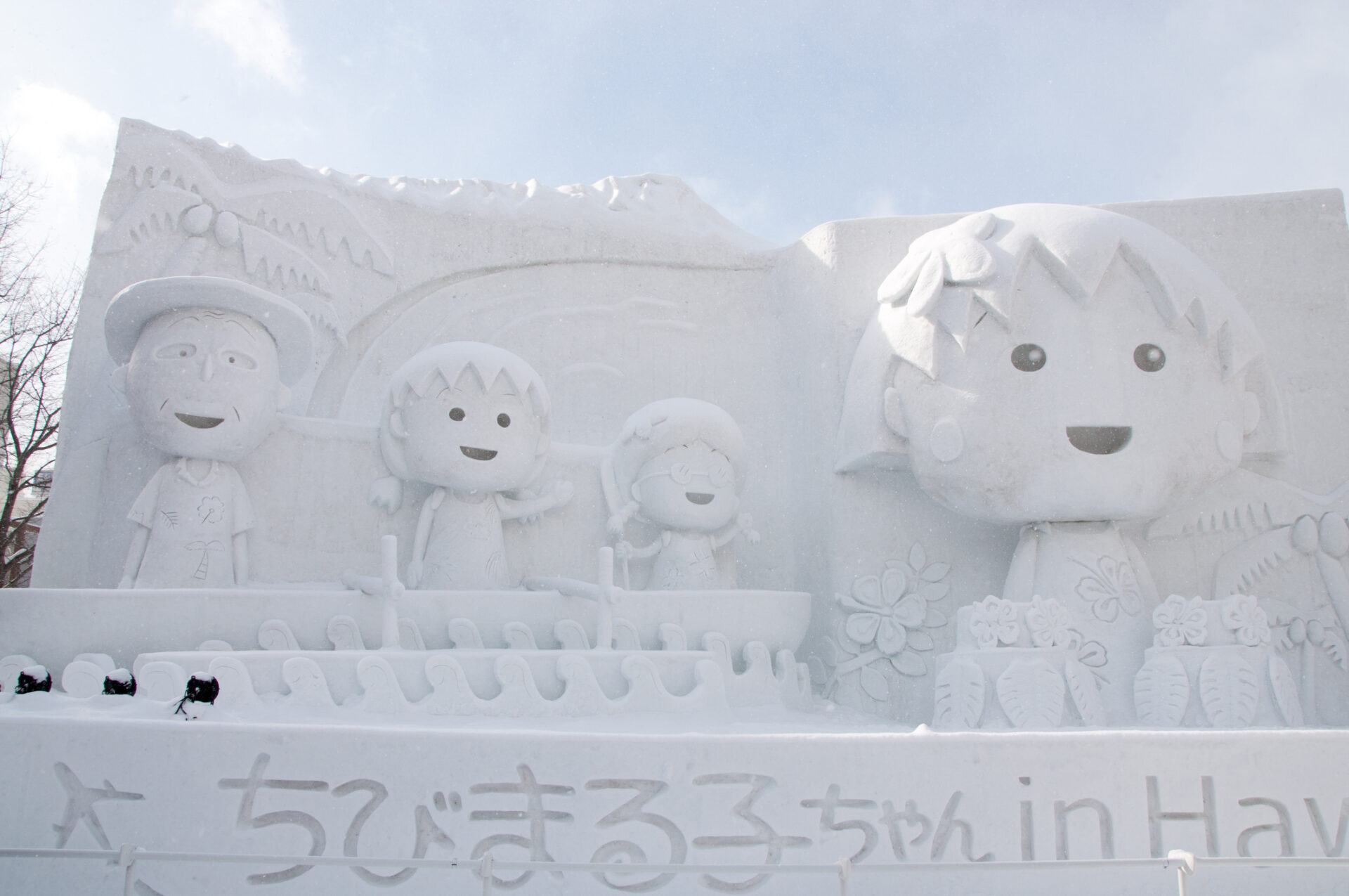 ประติมากรรมน้ำแข็งที่จัดแสดงภายในงาน Sapporo Snow Festival สวนโอโดริ (รูปภาพ: iStockphoto)