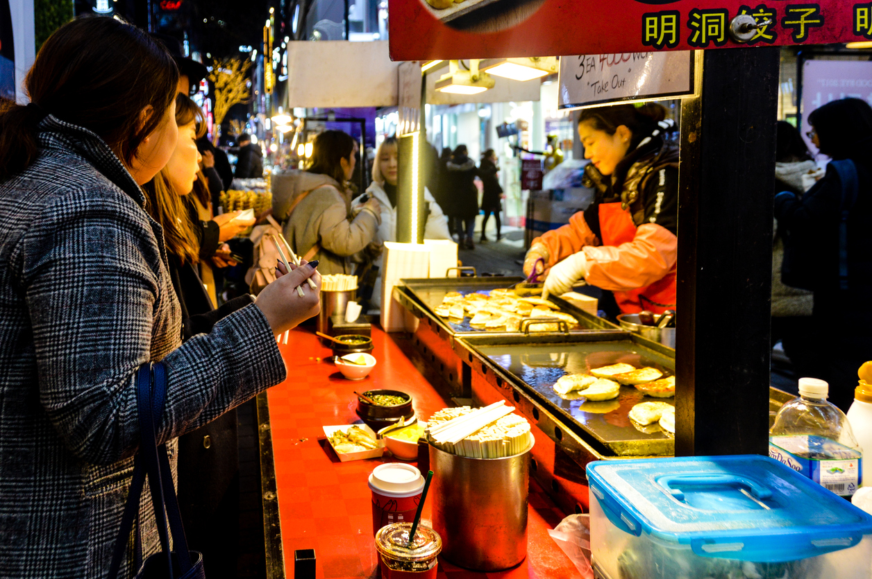 The Gwangjang Market at night, Seoul, South Korea. (Photo: iStockphoto)