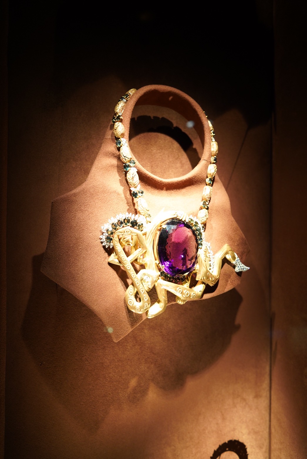 The jewelry collection in Dalí Jewels (Photo Credit: Anya C.)