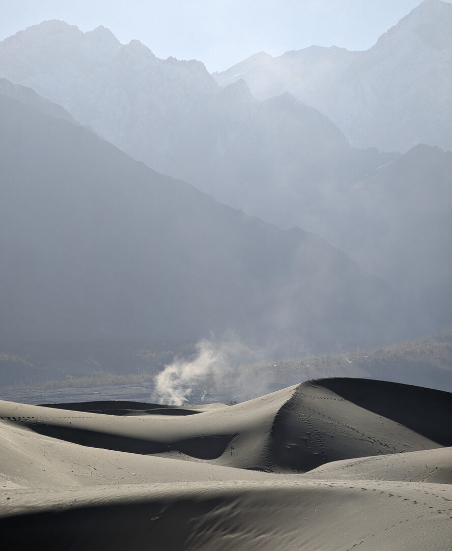 Katpana Desert (Photo Credit: iStockphoto)