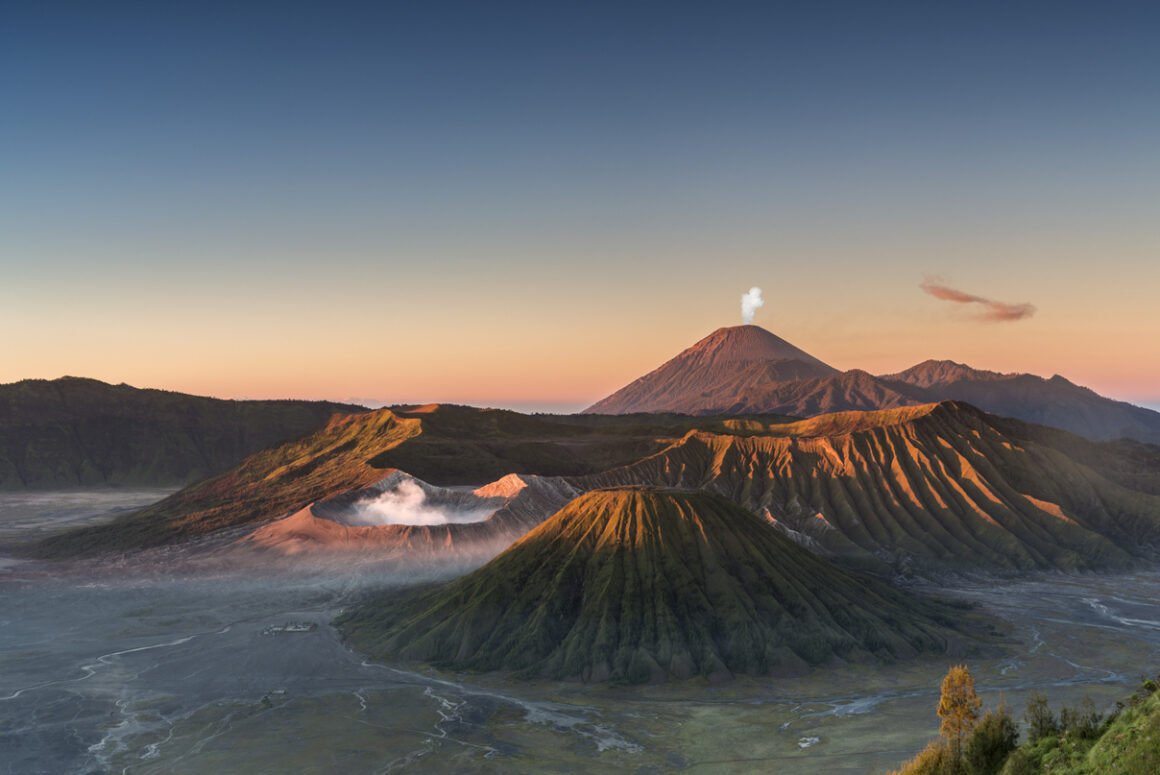 Mount Bromo (Photo Credit: iStockphoto)
