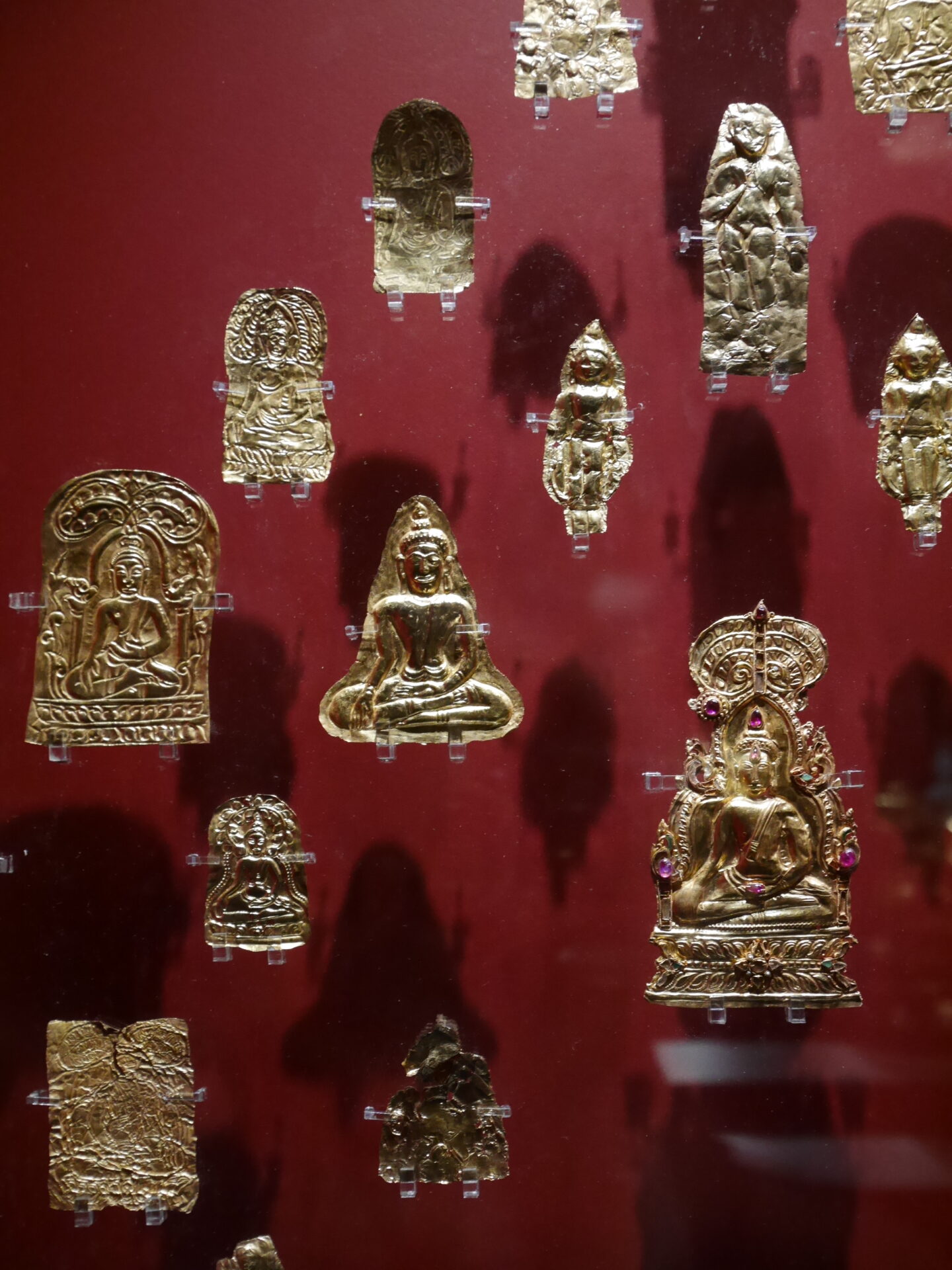 Gold artefacts in the Ayutthaya Gold Treasure Exhibition (Photo Credit: Anya C.)