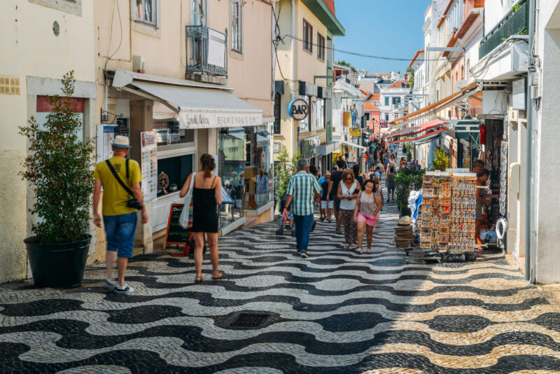 Rua Frederico Arouca is one of the main shopping street in Lisbon (Photo Credit: iStockphoto)