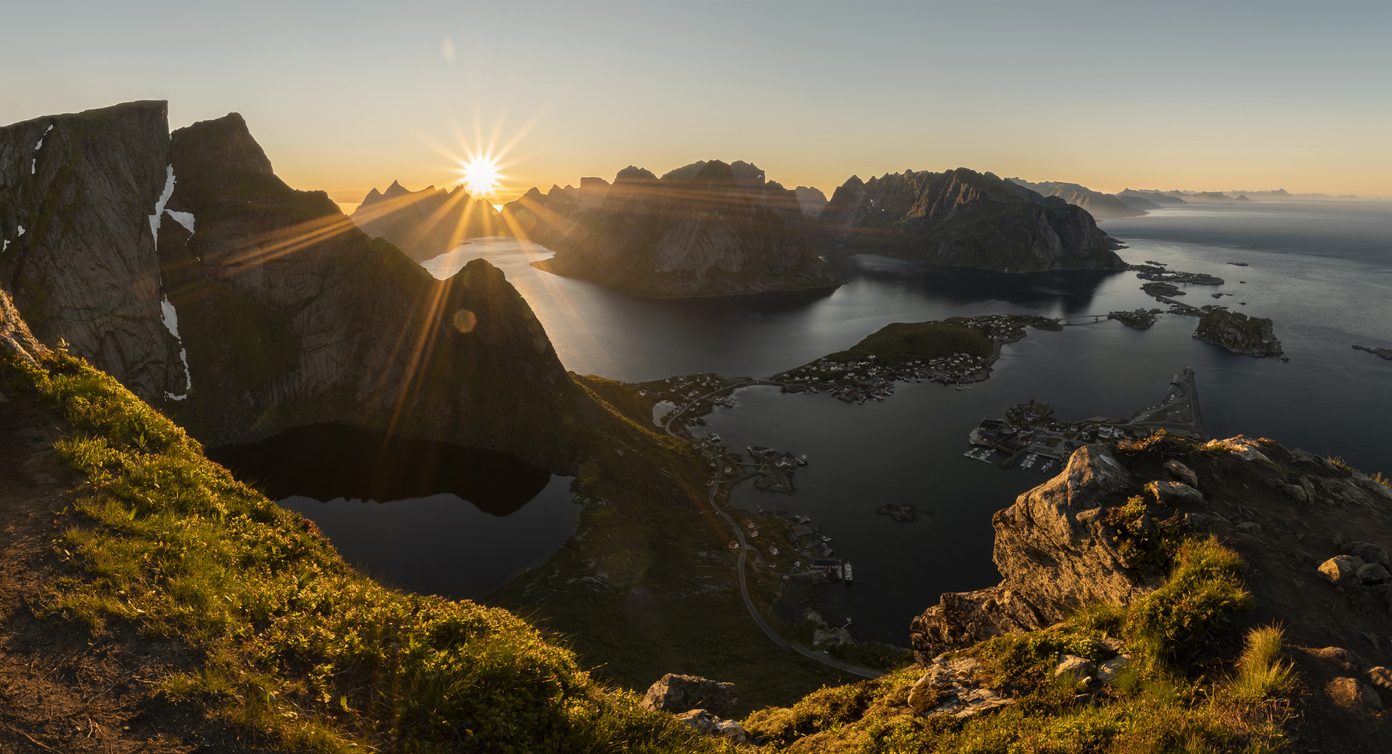 Midnight sun magic (Photo Credit: iStockphoto)