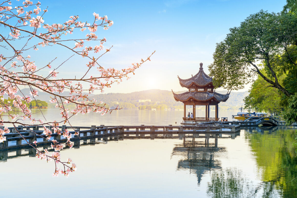 Xihu Lake (Photo Credit: iStockphoto)