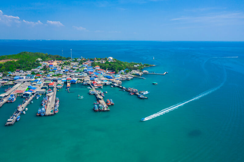  View of Samae San village from Khao Ma Jor viewpoint (Photo Credit: iStockphoto)