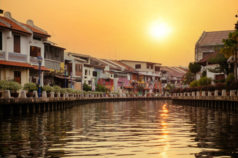 อาคารบ้านเรือนริมแม่น้ำในมะละกา (เครดิตรูปภาพ: iStockphoto)