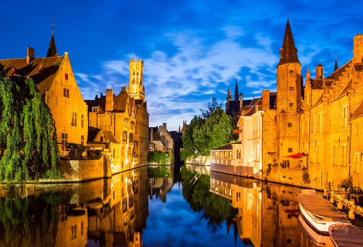 View along Rozenhoedkaai canal (Photo Credit: iStockphoto)