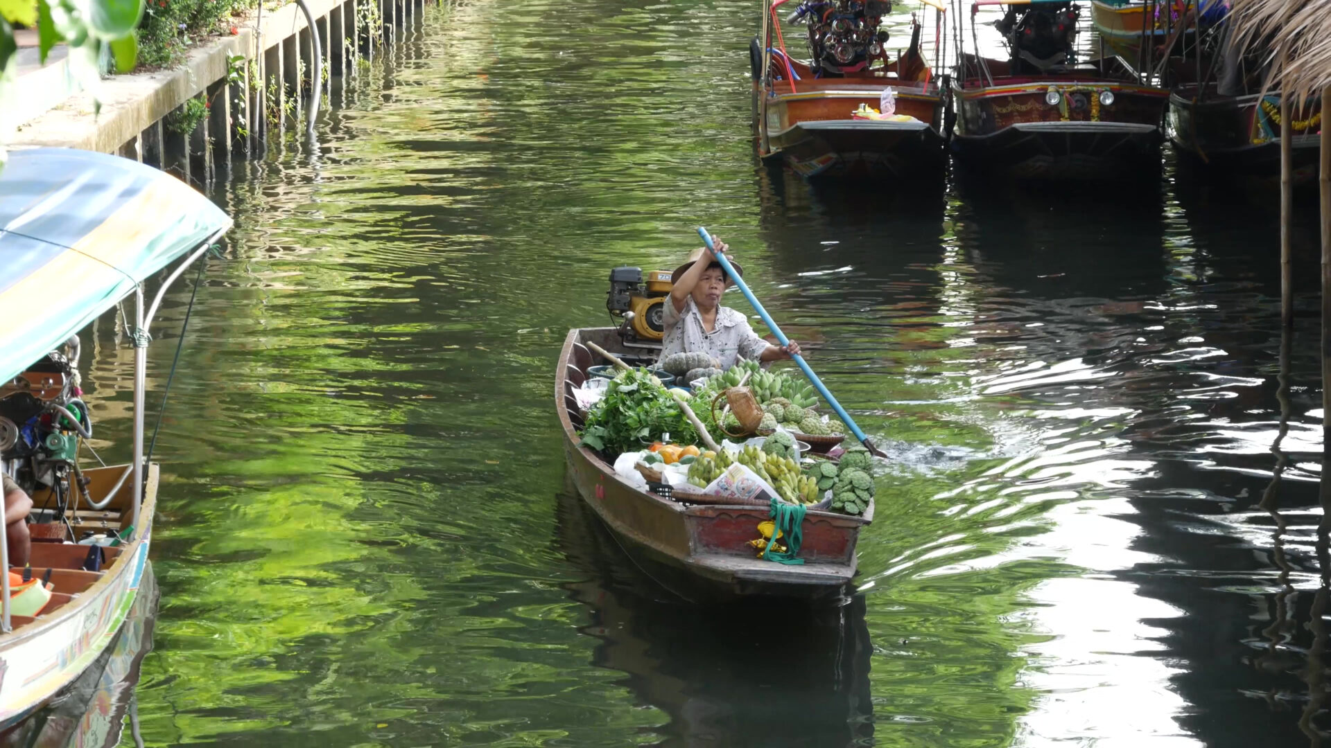 บรรยากาศตลาดน้ำคลองลัดมะยม (เครดิตรูปภาพ: iStockphoto)