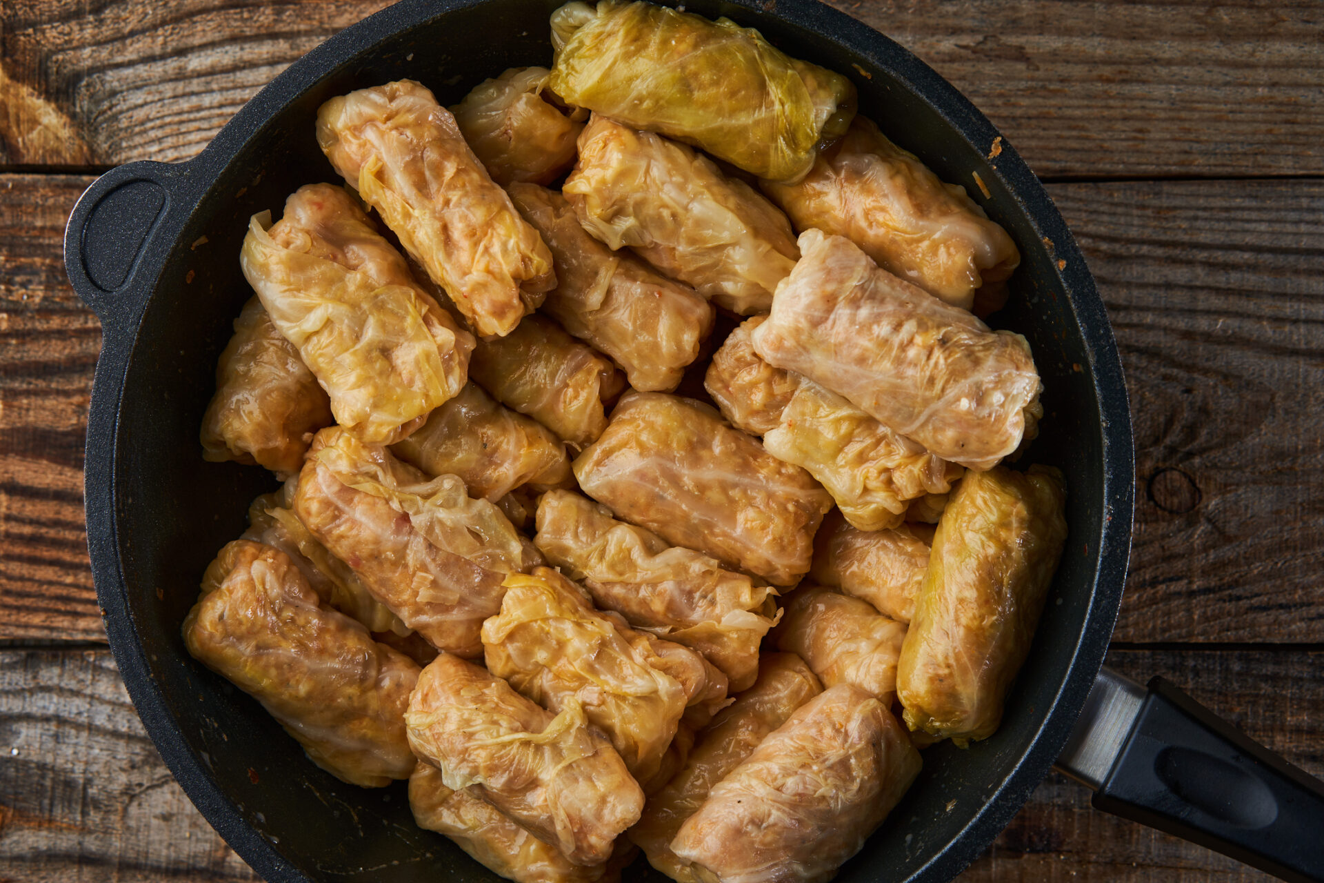 Sarmale rolls (Photo Credit: iStockphoto)