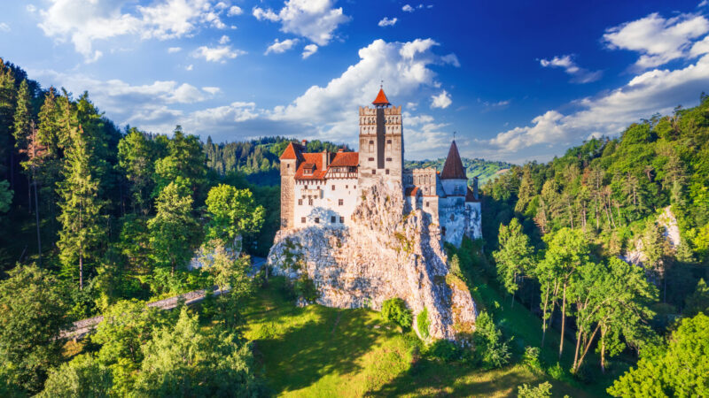 Bran Castle (Photo Credit: iStockphoto)