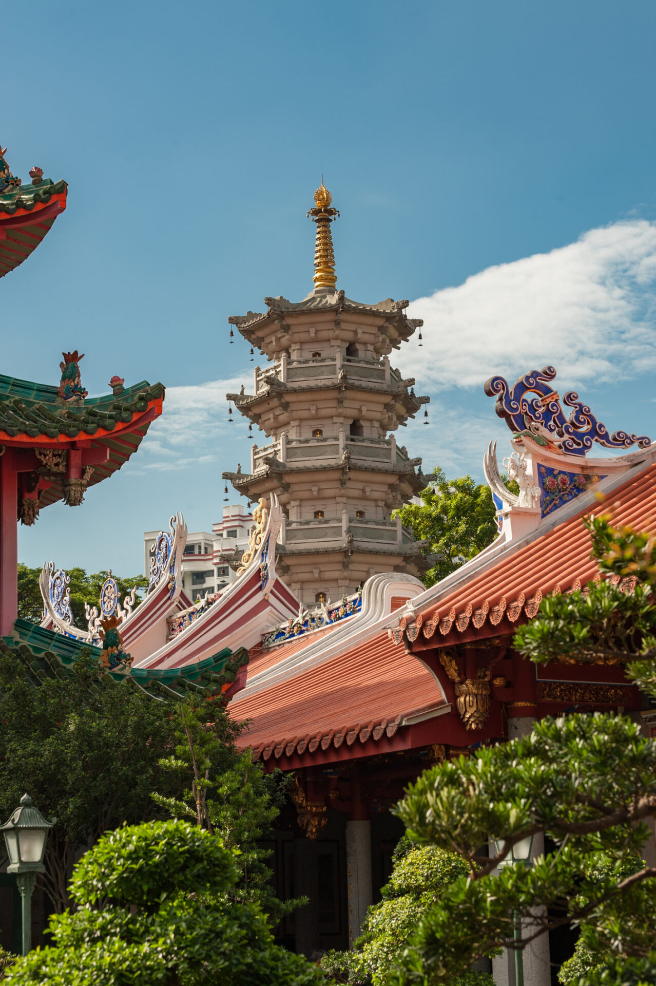 Lian Shan Shuang Lin Monastery (Photo Credit: iStockphoto)