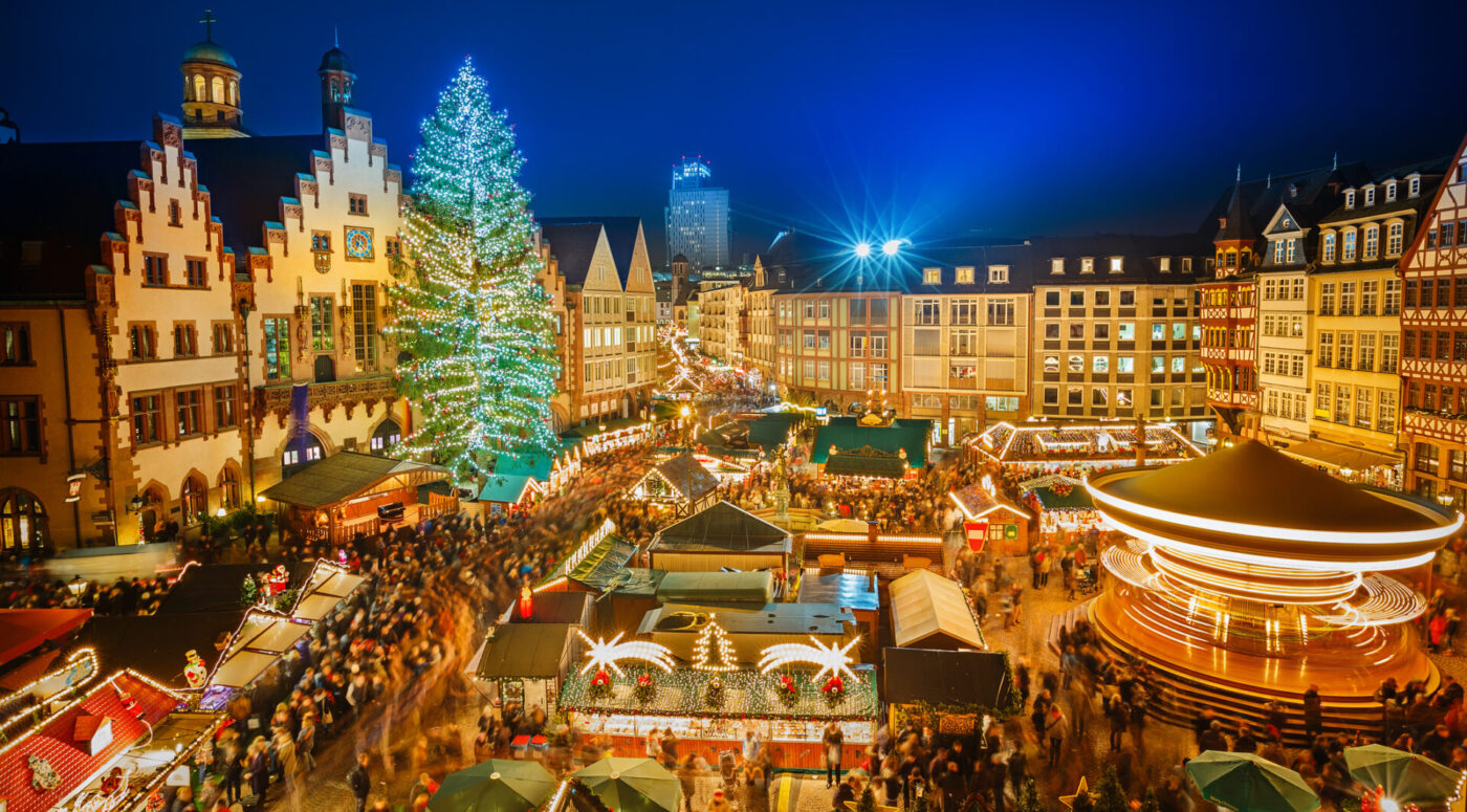 Christmas market in Frankfurt (Photo Credit: iStockphoto)