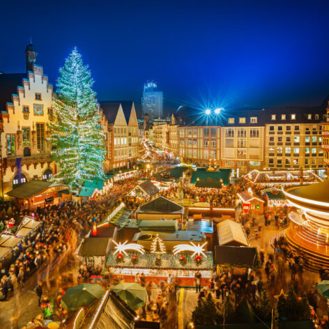 Christmas market in Frankfurt (Photo Credit: iStockphoto)