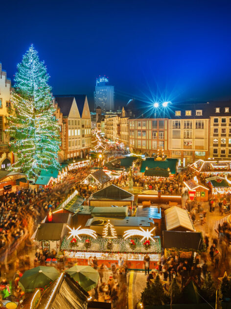 Christmas market in Frankfurt (Photo Credit: iStockphoto)