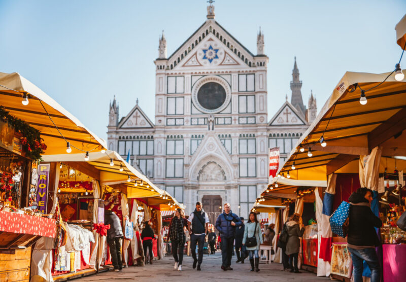 Christmas market in Florence (Photo Credit: iStockphoto)