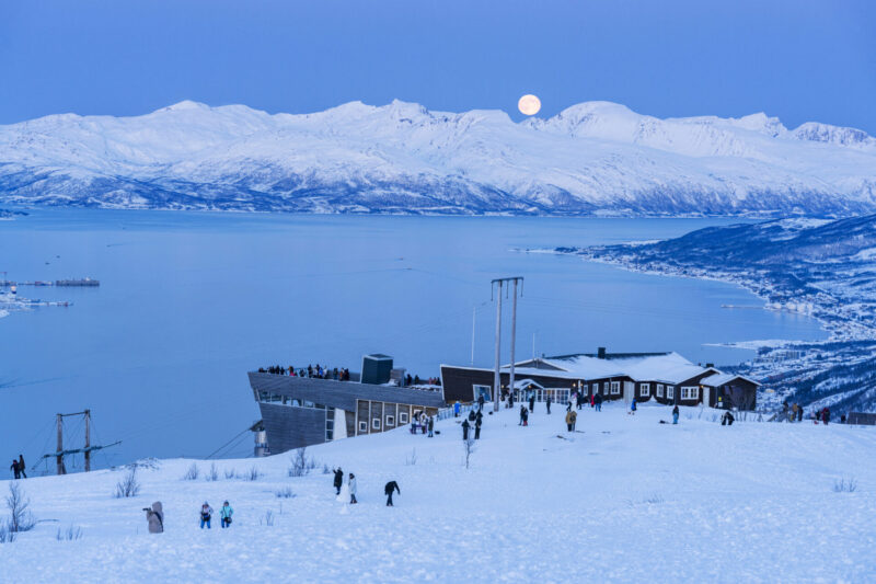 Storsteinen mountain is surrounded by large islands from its eastern boundary adjacent to Sweden and Finland. (Photo Credit: iStockphoto)