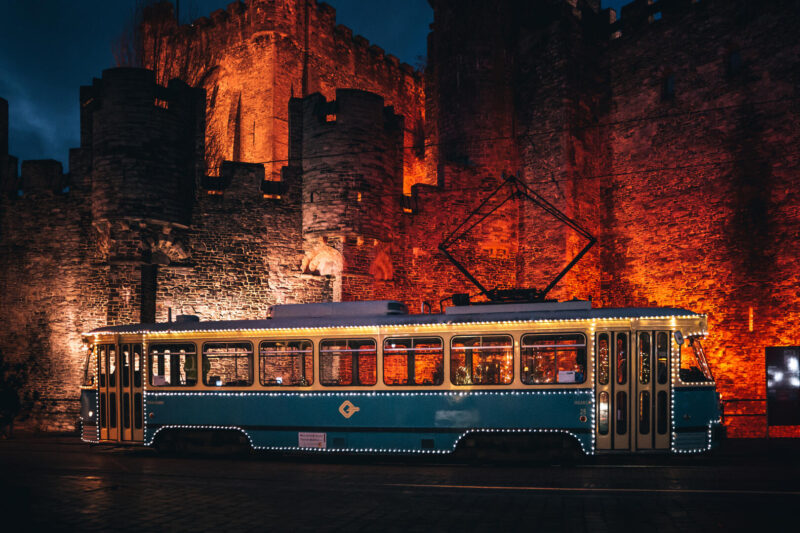 Christmas illuminated tram. (Photo Credit: Visit.gent.be - Dienst Toerisme)