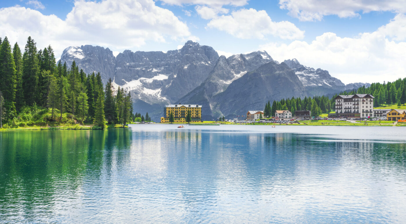 The Veneto region boasts a stunningly diverse landscape, bordered by the serene shores of Lake Garda to the west, the majestic Dolomite Mountains to the north, and the shimmering Adriatic Sea to the east. (Photo Credit: iStockphoto)