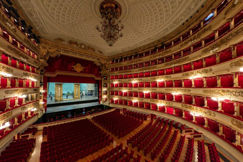 La Scala คือโรงอุปรากรระดับตำนานที่เป็นความภูมิใจของชาวมิลาน (เครดิตรูปภาพ: Shutterstock)