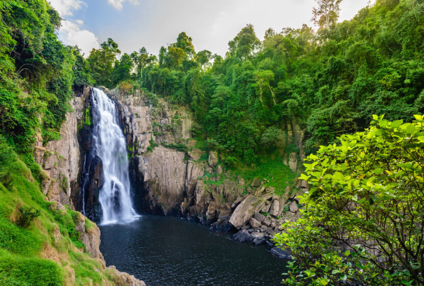 น้ำตกเหวนรก น้ำตกที่ใหญ่ที่สุดแห่งอุทยานแห่งชาติเขาใหญ่ (เครดิตรูปภาพ: iStockphoto)