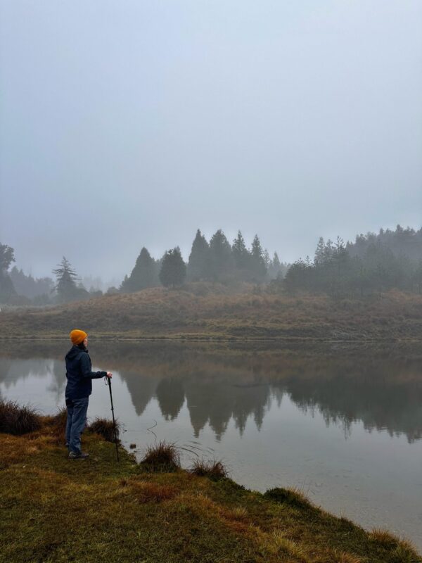 Jialuo Lake