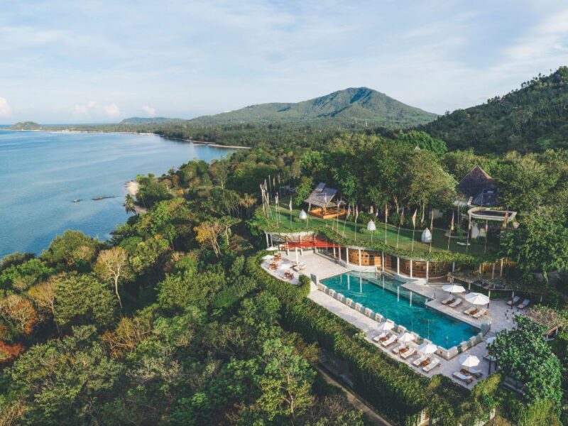 A wellness destination on top of the hill overlooking the Gulf of Thailand.