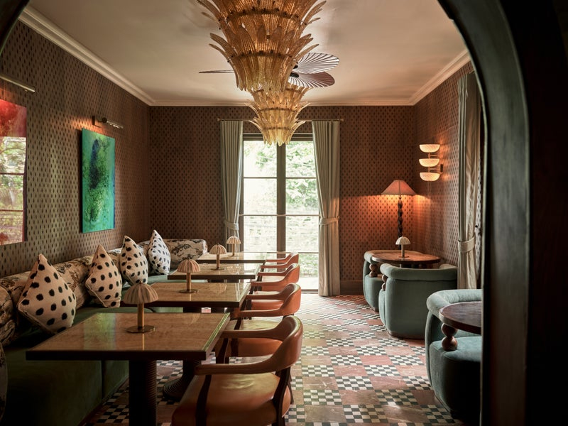 A playful yet elegant interior in the dining room.