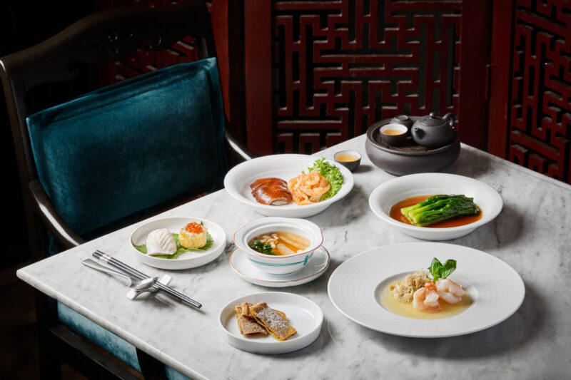 A new lunch set is ready to serve.