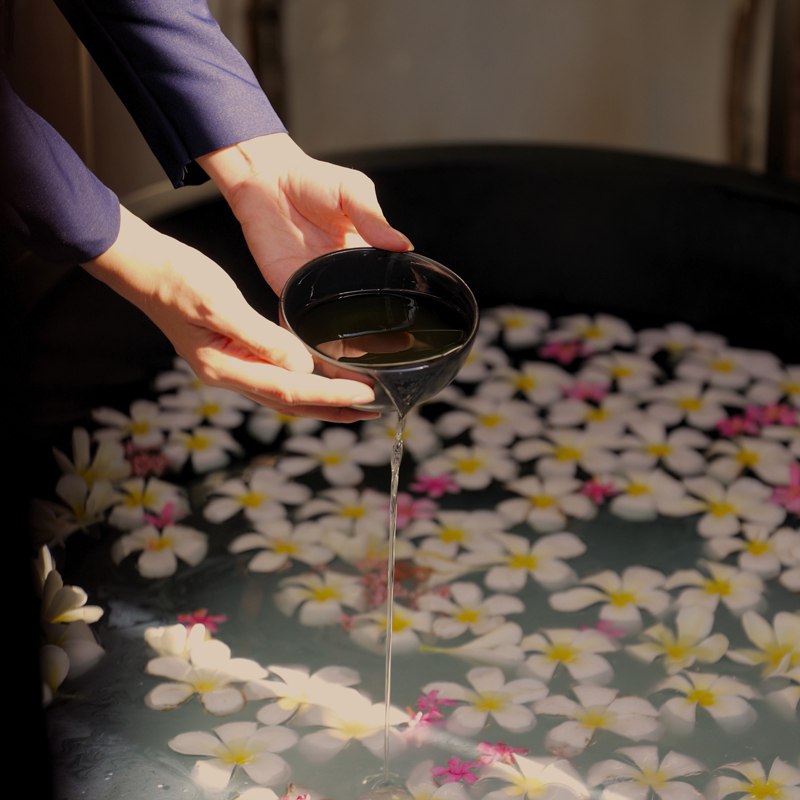 Indulging in the tradition treatment.