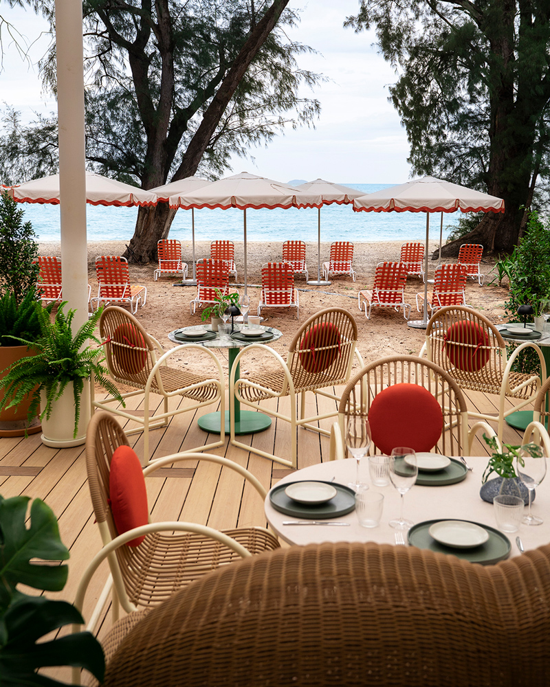 The beach club overlooking the gulf of Thailand.