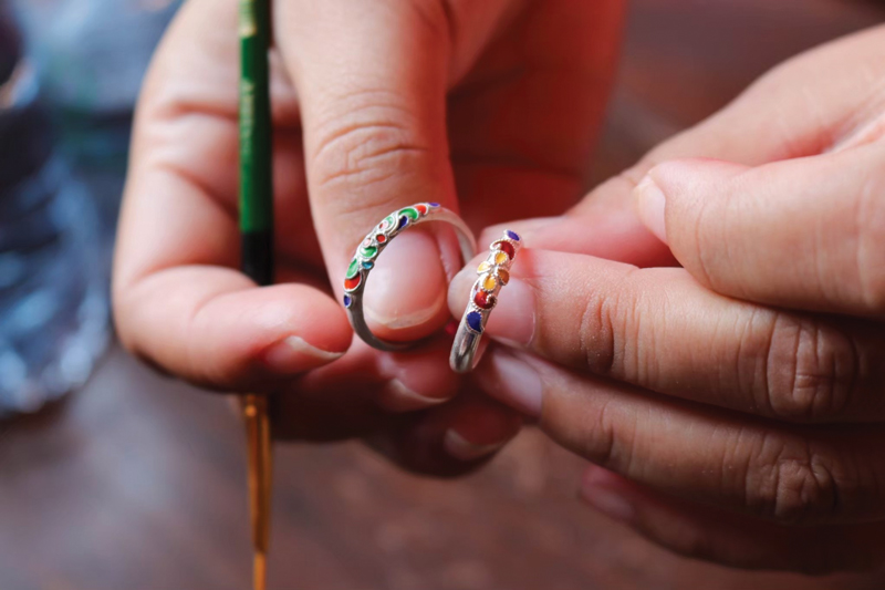 Enamel silver jewelry
