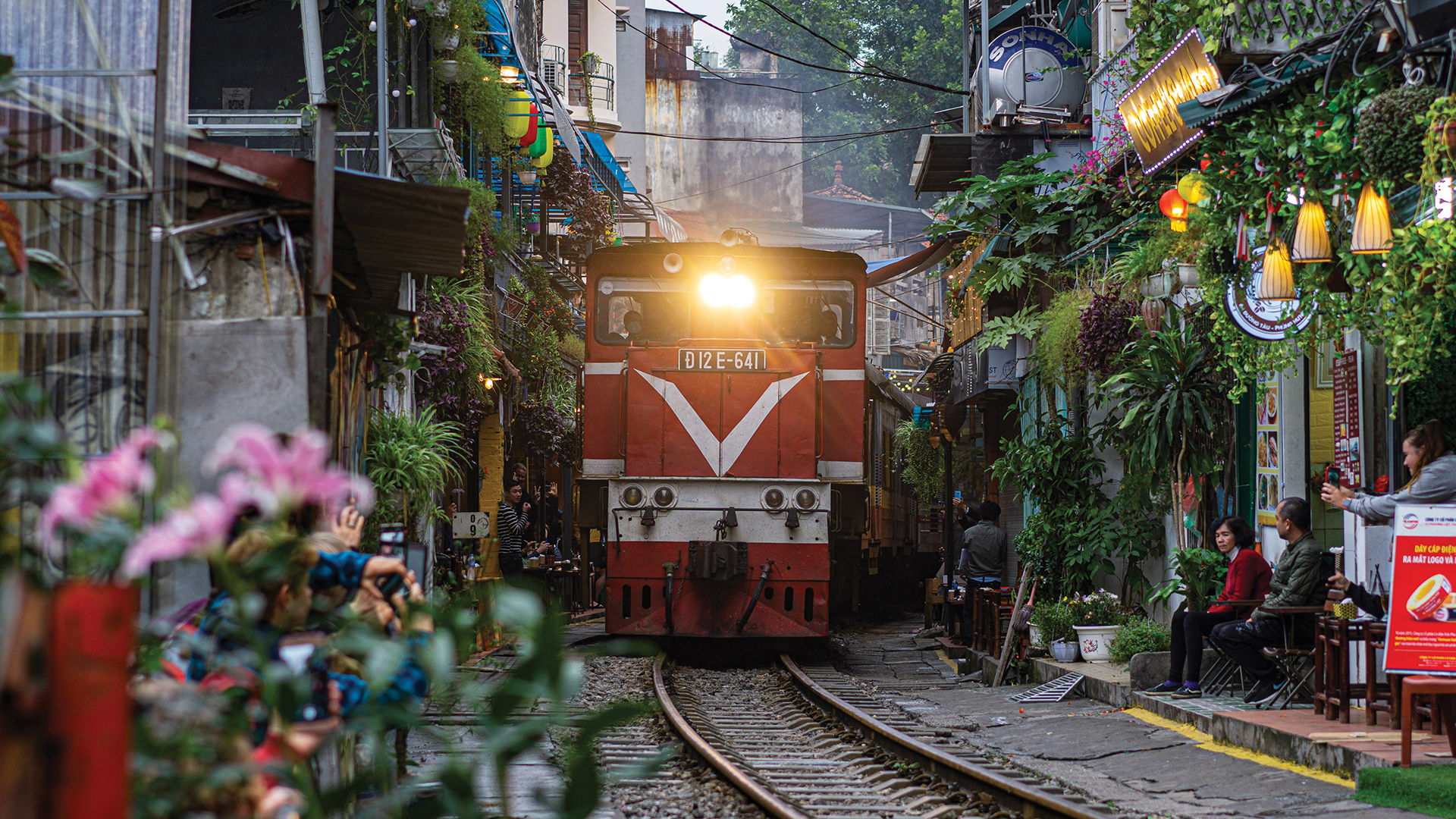 72 Hours in Hanoi: Where Ancient Soul Meets Modern Pulse - Sawasdee