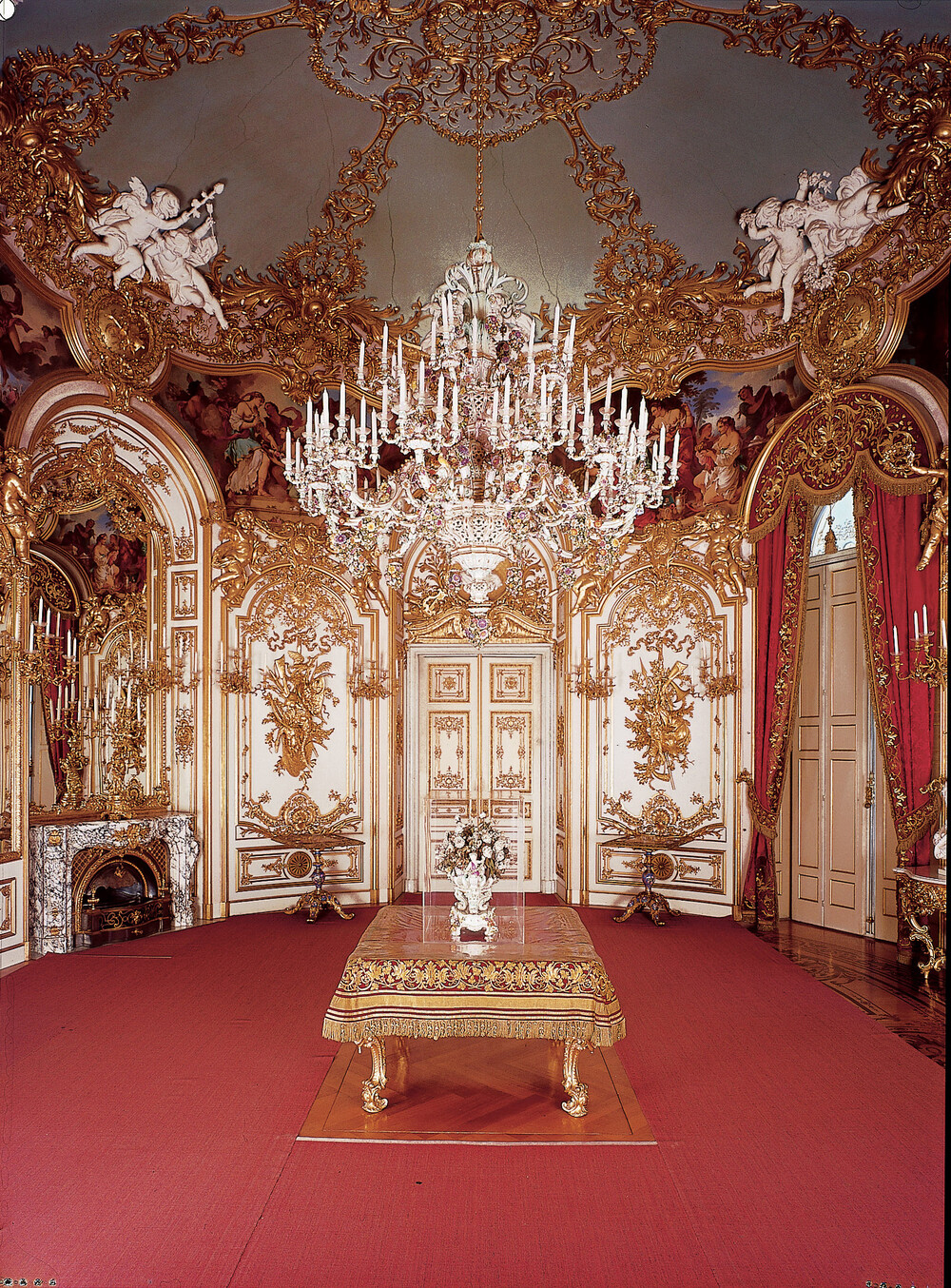Herrenchiemsee New Palace: Dining Room.