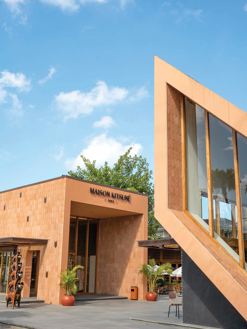Maison Kitsun&eacute; Boutique at Desa Kitsun&eacute;