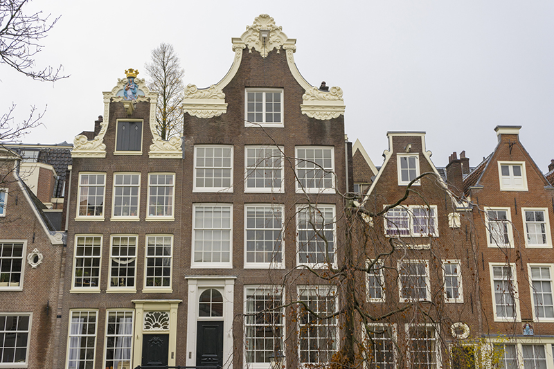 View of The internal courtyard of Begijnhof.