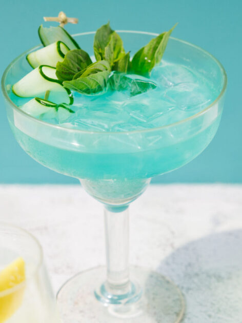 Zesty lime and a touch of agave create a light, herbaceous, and perfectly balanced pour—a truly invigorating summer sip.