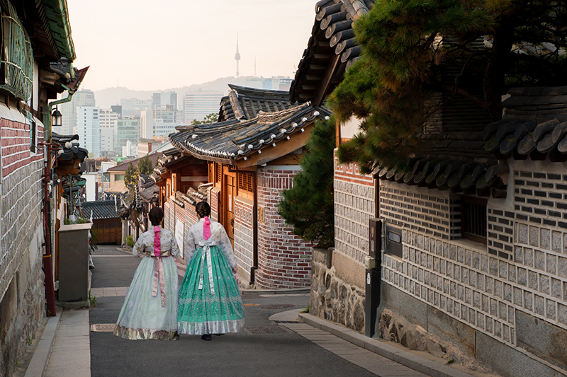 A quiet moment in Bukchon Hanok Village.
