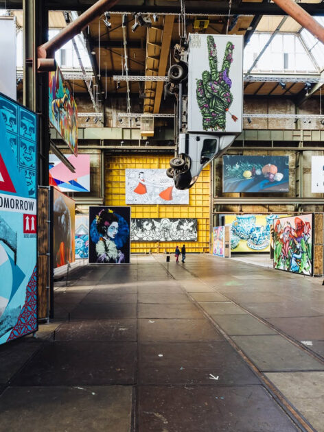 The art scene inside the STRAAT Museum.